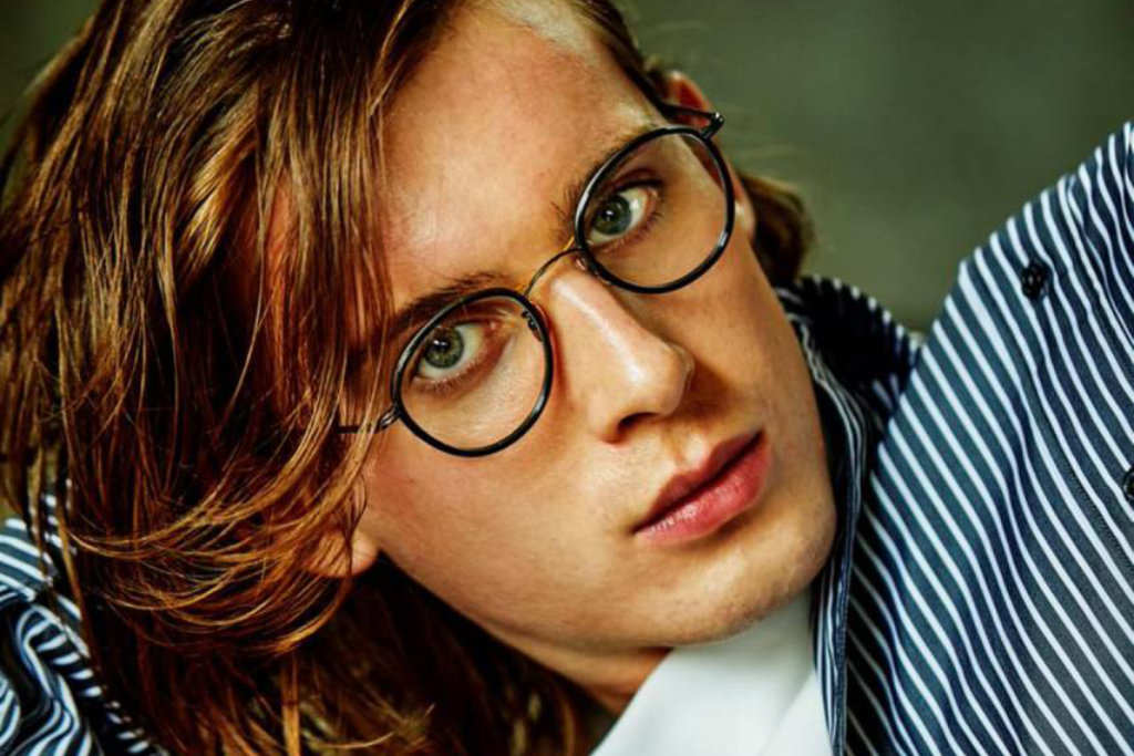 ミスタージェントルマン JOHNNY2 メガネ着用写真