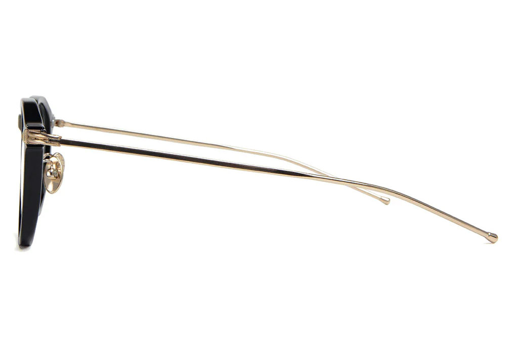 ミスタージェントルマン オマールのβチタン素材のテンプル