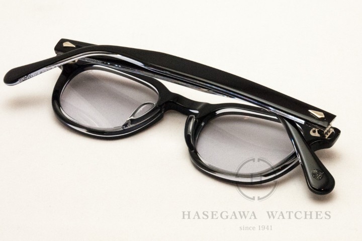 タートオプティカル アーネル JD-04 ブラッククリア モダン部にロゴマーク